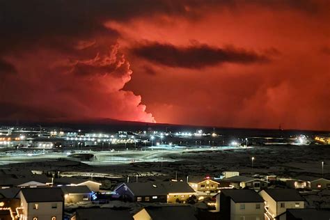 Watch as Iceland volcano erupts weeks after Reykjavik earthquakes