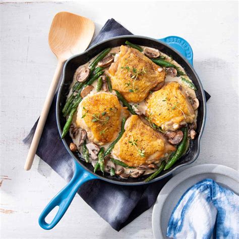 Creamy Blue Cheese Skillet Chicken