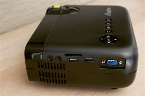 Elephas GC333 Mini Projector Review: A Budget-friendly Mini Projector That Gets Basic Features Right