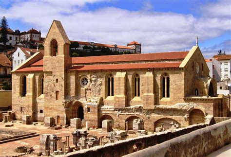 Convento de Santa Clara-a-Velha - Coimbra | Churches | Portugal Travel Guide