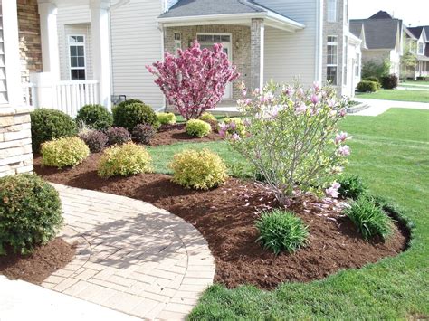 36 Creative Front Yard Landscaping Ideas on A Budget | Front yard garden, Front yard landscaping ...