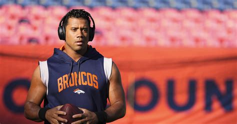 Broncos' Russell Wilson: Shoulder Injury Improving, 'Getting Better ...