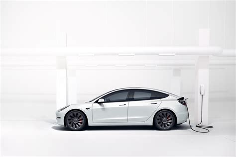 Tesla Model 3 2023 Interior image 01