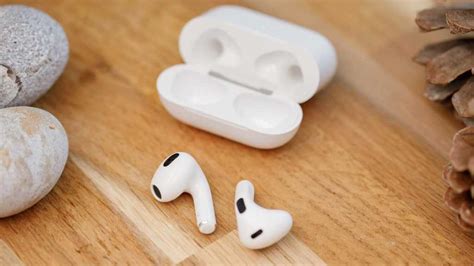 AirPods 3 (2021) Review: New Look, Better Sound - Tech Advisor