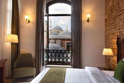 15 Amazing Luxury Hotels in Istanbul With a View