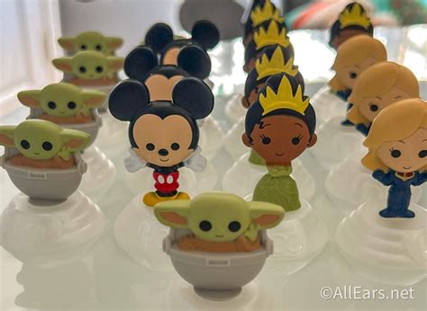 2023 mcdonalds disney100 character happy meal toys tiana grogu baby yoda captain marvel mickey-4 ...