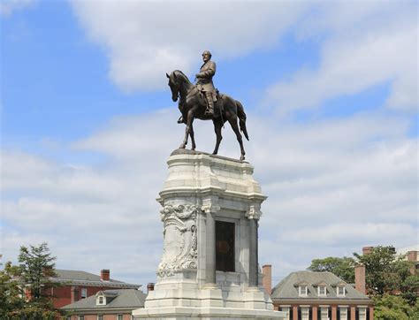 Black Realities and White Statues: The Fall of Confederate Monuments | AAIHS