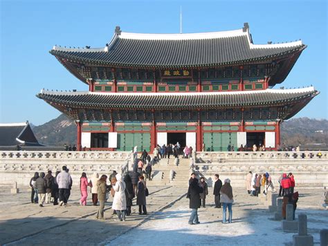 Temple in Seoul, South Korea | Seoul, Places ive been, Places