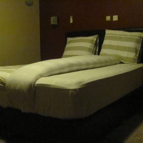 Bunia Executive Lodge - Reviews & Photos