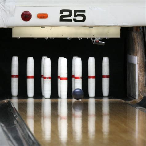 Favorite New England Candlepin Bowling Alleys - New England Today