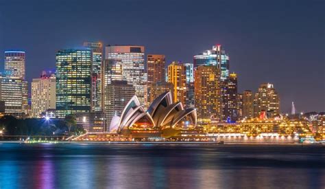 9 Most Exciting Sydney Night Activities For All Traveler Types - KKday Blog