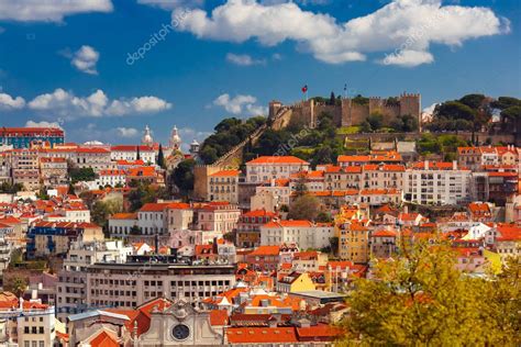 Historical centre of Lisbon on sunny day, Portugal — Stock Photo ...