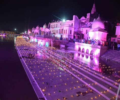 Ram Mandir Bhumi Pujan: Lakhs of earthen lamps lit up Ayodhya on the ...