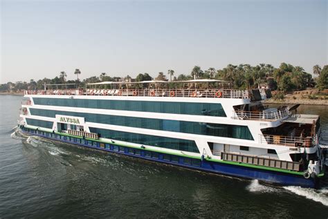 Nile River Cruises | Nile Cruises 2021/2022 | Egypt Nile Cruises Packages | Beautiful places to ...