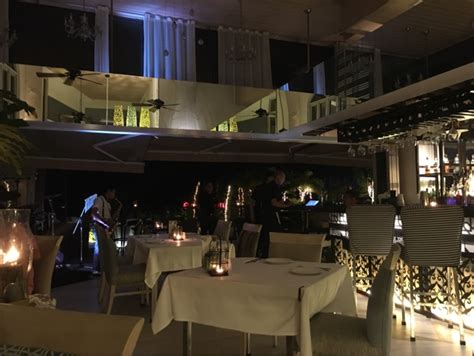 The Nest Dining in the Sky at Vivere Hotel - BlogPh.net