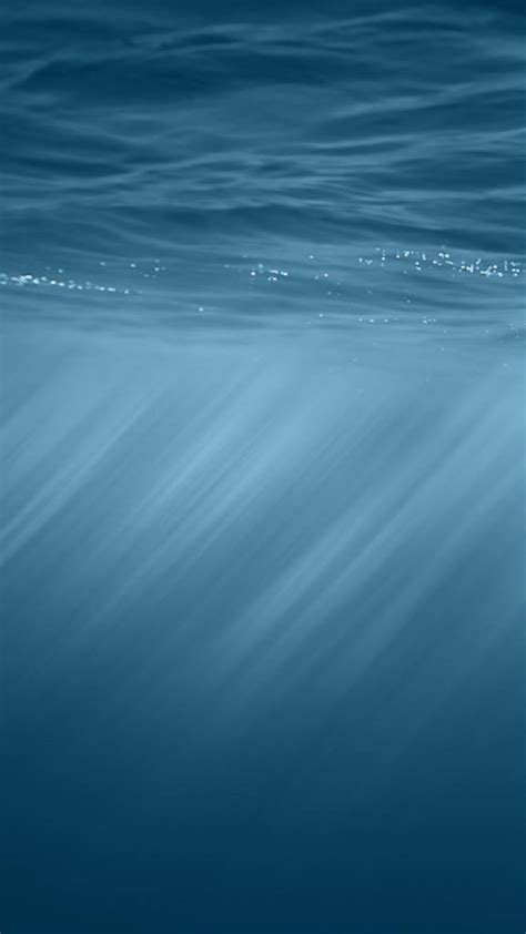 Download Underwater iOS 6 Wallpaper | Wallpapers.com