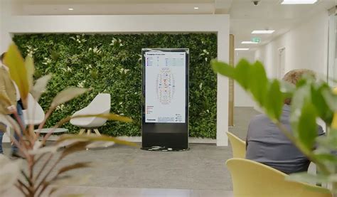 Workplace Digital Signage: Elevate Your Workplace Experience - Freespace