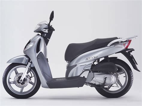 2005 HONDA SH150i accident lawyers, Scooter Pictures