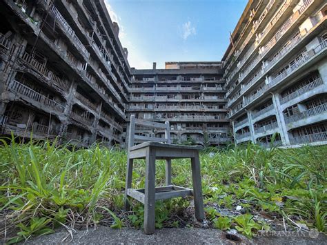 The Mysterious Island in Skyfall: Hashima / Gunkanjima ...