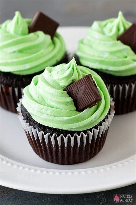 Mint Chocolate Cupcakes - Handle the Heat