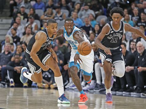 Hornets vs Spurs Gallery - 10/19/22 Photo Gallery | NBA.com