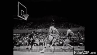 Elgin Baylor dunks on Bill Russell : r/ClassicBasketball