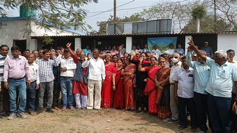 Teachers Protest In Bhupendra Narayan Mandal University Madhepura Regarding Their Demands - Amar ...