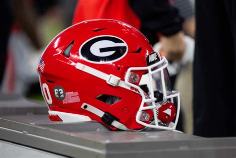 Georgia Football Recruiting: Five-Star Prospect Elyiss Williams Picks Bulldogs - Athlon Sports