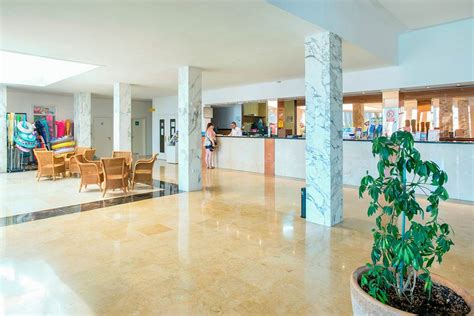 HSM Canarios Park - Calas De Mallorca hotels | Jet2holidays