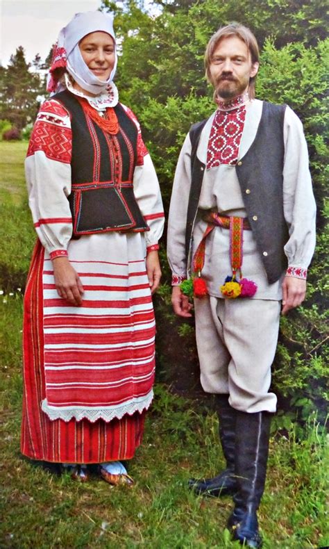 Local style: Traditional costume of Belarus by region