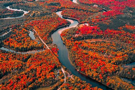 30 photos of fall colours in Ontario you won't believe are real