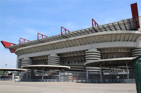 Italy: San Siro Stadium Tour, Milan - Eat Sleep Love Travel