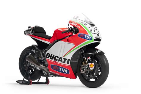 Ducati Desmosedici GP12 Technical Specifications and Development Video - Asphalt & Rubber