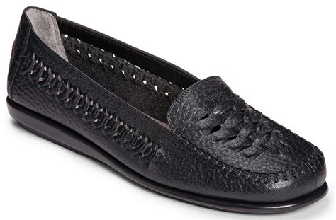 Shoe of the Day | Signature by Aerosoles Solo Blast Loafer | SHOEOGRAPHY