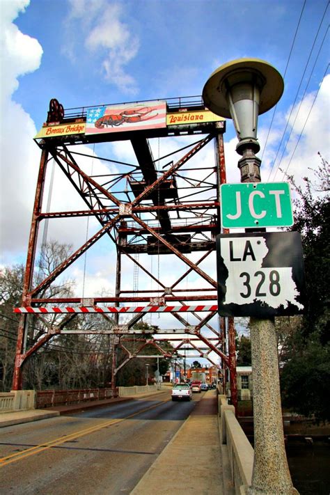 Authentic Breaux Bridge: Crawfish Capital of the World - RVing with Rex