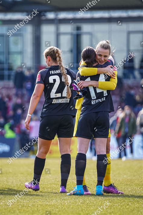 Goalkeeper Merle Frohms 1 Frankfurt Hugs Editorial Stock Photo - Stock ...