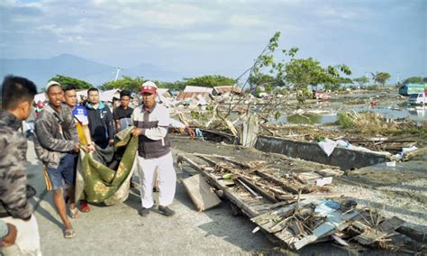 Hundreds killed in Indonesia quake-tsunami, toll likely to rise - World ...