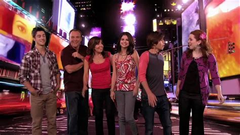 Wizards of Waverly Place: Season 4 Intro - HD 1080p - YouTube