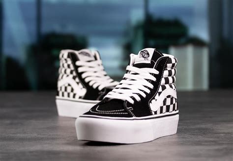 Vans Sk8 Hi Platform - Sneakers High at Stylefile