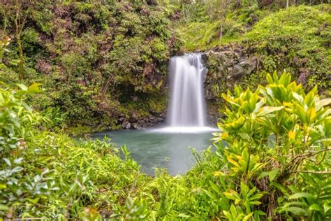 12 Jaw-Dropping Maui Waterfalls (+ Map to Find Them!)