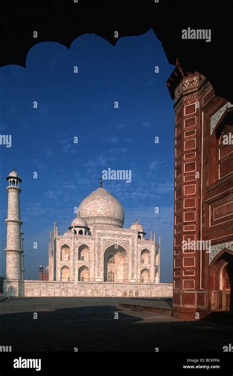 Mumtaz mahal hi-res stock photography and images - Alamy