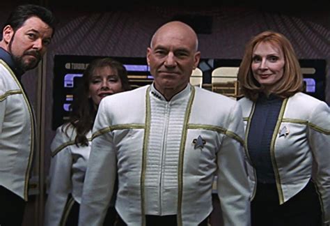 Star Trek: Insurrection (1998) – Mutant Reviewers