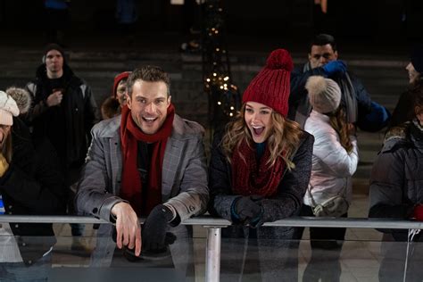 ‘Christmas On Ice’ Lifetime Movie Premiere: Cast, Trailer, Synopsis | IBTimes