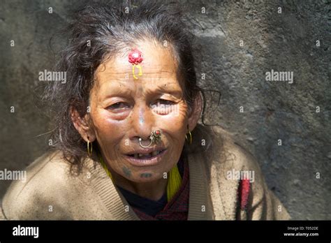 A old woman beggar in old town, Kathmandu, Nepal Stock Photo - Alamy