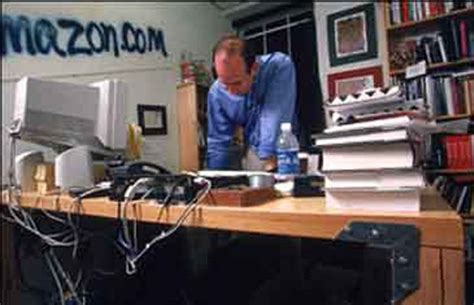 Gallery: The Desks of 10 Famous Tech CEOs | Desk, Ceo office, Ceo desk