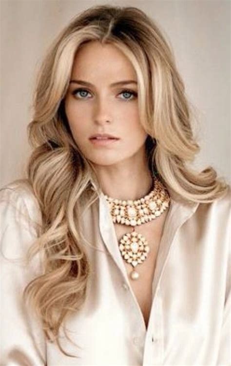 12 Charming Blonde Hairstyles - Pretty Designs