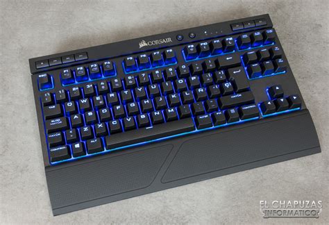 Review: Corsair K63 Wireless + Gaming Lapboard