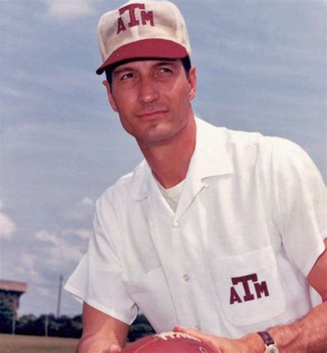 1971 Texas A & M Football Coach Gene Stallings | A&m football, Alabama ...