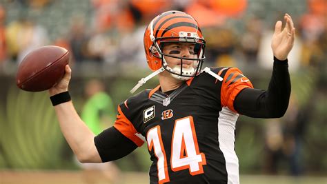 Andy Dalton Injury: Which Thumb? How Long, When Return