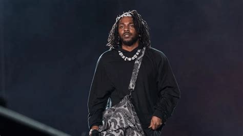 Kendrick Lamar Cleans Up at BET Hip Hop Awards - Frank151.com